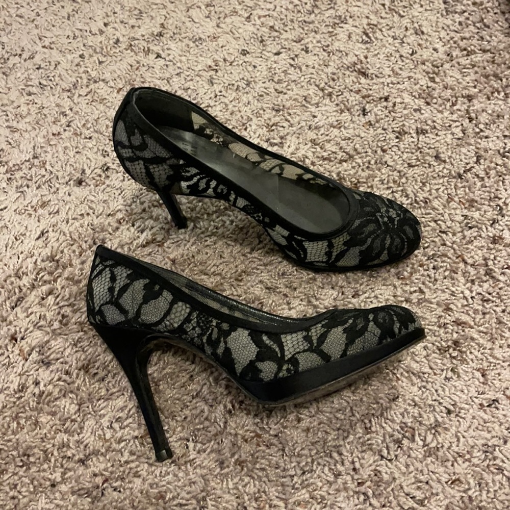 Stuart Weitzman Lace Heels